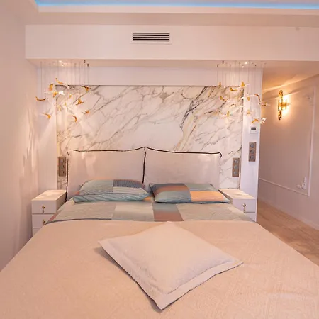 2-bedroom Luxurious With Balcony And Parking Lejlighed Cannes