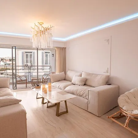 2-bedroom Luxurious With Balcony And Parking