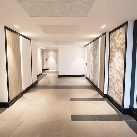 2-bedroom Luxurious With Balcony And Parking Cannes
